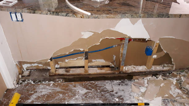 Professional Water damage restoration in Loretto, TN